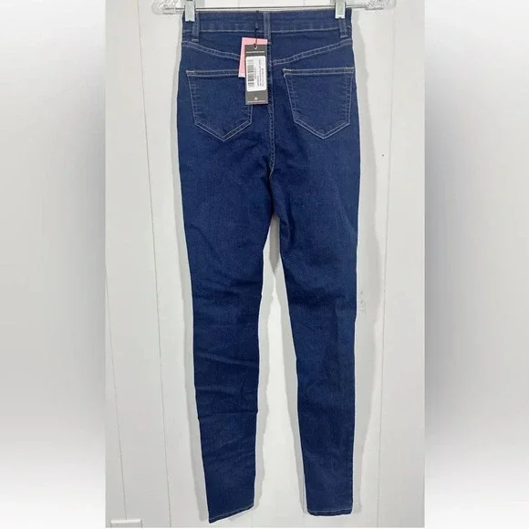 NWT PrettyLittleThing Denim Dark Wash Hi Rise 5 Pocket Skinny Jeans Sz 0 Ripped - Picture 4 of 11